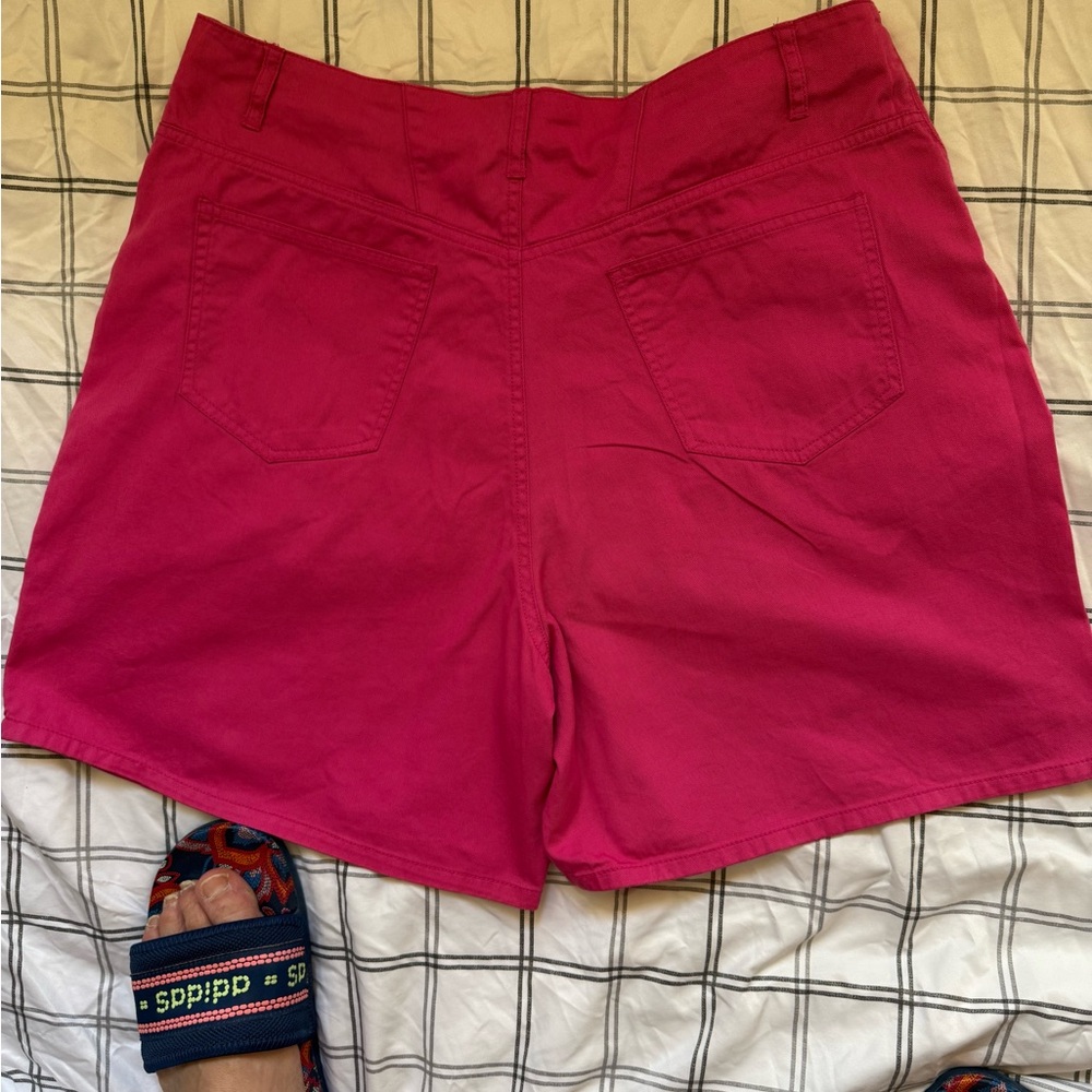 Women's Pink Shorts gitano size 16
